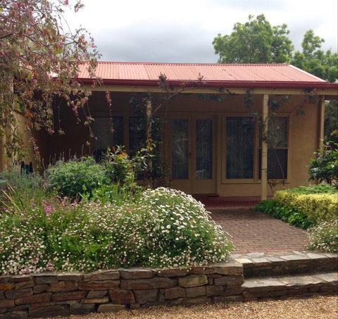 Gasworks Cottages Strathalbyn - Tourism Cairns 2