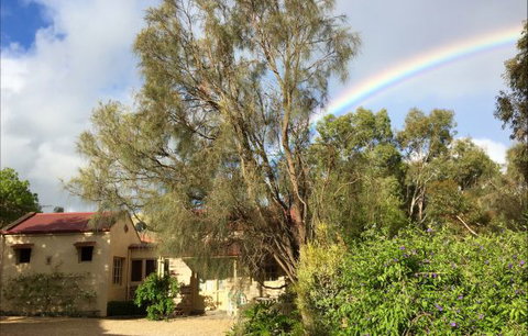 Gasworks Cottages Strathalbyn - Tourism Cairns 6