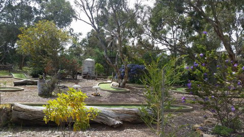 Padthaway Caravan Park - Tourism Cairns 3
