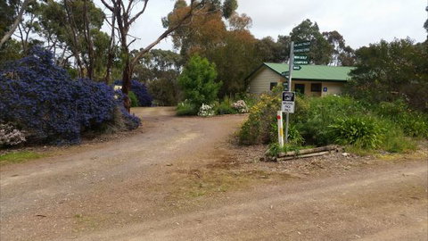 Padthaway Caravan Park - Tourism Cairns 5