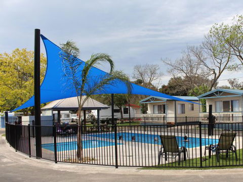 Barwon River Holiday Park - Tourism Cairns 0