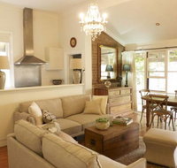 Cadogan Central Luxury - Tourism Cairns