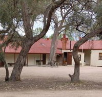 Chowilla Station Shearer's Quarters Accommodation - Tourism Cairns