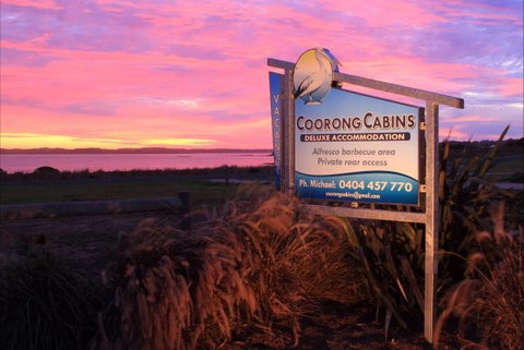 Coorong Cabins - Tourism Cairns 0