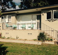 Cosy Seaside Cottage - Tourism Cairns
