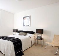 Executive Two Bedroom Unit Crows Nest - Tourism Cairns