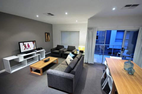 La Loft Apartments - Tourism Cairns 2