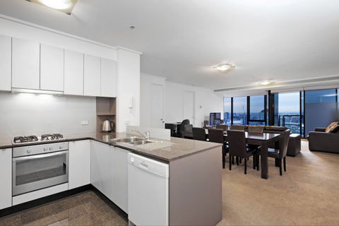 Melbourne Tower Apartment - Tourism Cairns 1