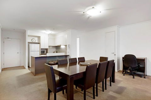 Melbourne Tower Apartment - Tourism Cairns 4