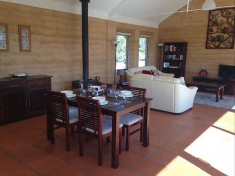 Muntiri Lodge Eco Retreat - Tourism Cairns 3