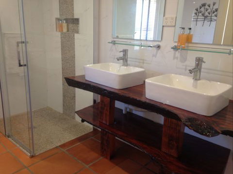 Muntiri Lodge Eco Retreat - Tourism Cairns 7