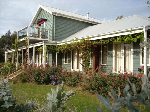 Old Chilli B&B Daylesford - Tourism Cairns 0
