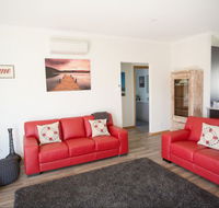 RED FIN part of BLUE FIN HOLIDAY HOMES - Tourism Cairns