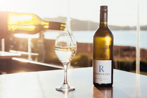 Rosevears Hotel - Tourism Cairns 1