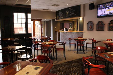 Royal Hotel Ryde - Tourism Cairns 1