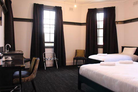 Royal Hotel Ryde - Tourism Cairns 6