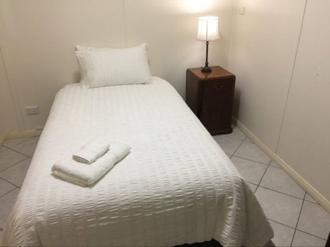 Smith Street Cottage - Tourism Cairns 4
