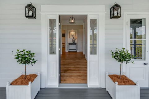 The Farmhouse Eumundi - Tourism Cairns 1