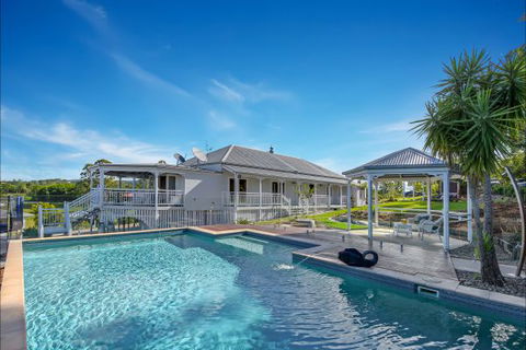 The Farmhouse Eumundi - Tourism Cairns 4