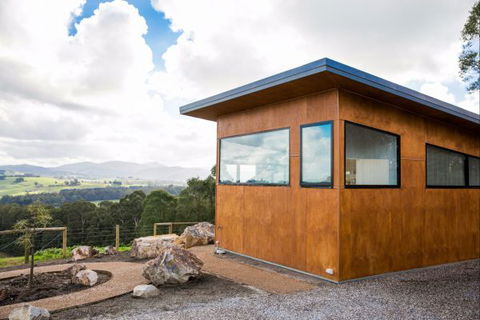 Vivere Retreat - Tourism Cairns 0