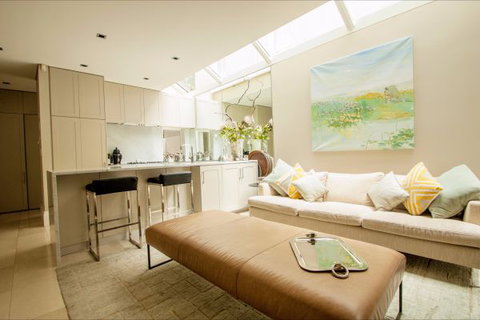 Woollahra Terrace - Tourism Cairns 6