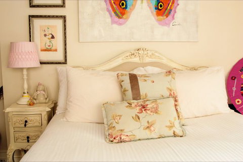 Woollahra Terrace - Tourism Cairns 9