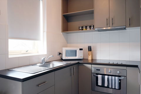 Apartments Of South Yarra - Tourism Cairns 3