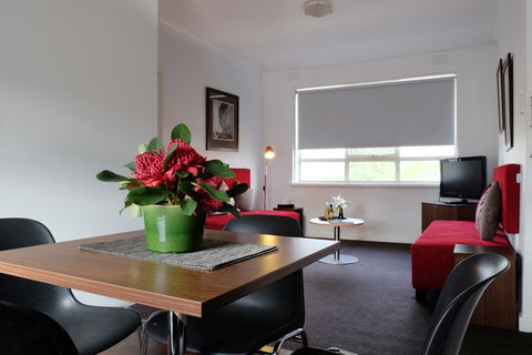 Apartments Of South Yarra - Tourism Cairns 5