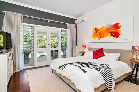 Bellbird - Tourism Cairns 2