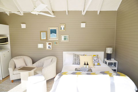 Berowra Waters Studio - Tourism Cairns 0