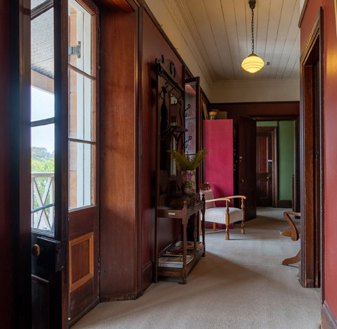 Bridge View Inn - Tourism Cairns 2