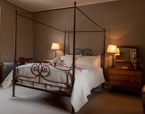 Bridge View Inn - Tourism Cairns 3