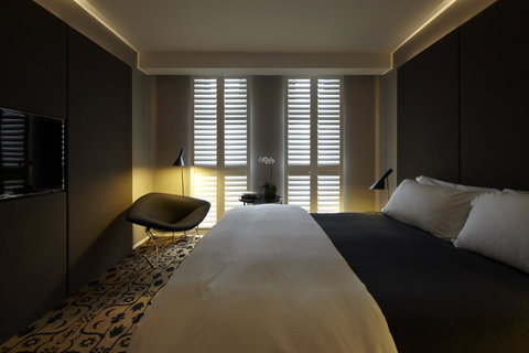 Burbury Hotel - Tourism Cairns 0
