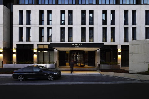 Burbury Hotel - Tourism Cairns 4