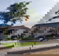 Chrissie's Palace - Tourism Cairns