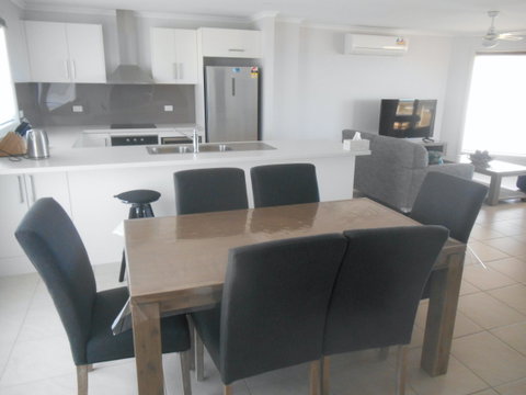 Cluff Vew - Tourism Cairns 1