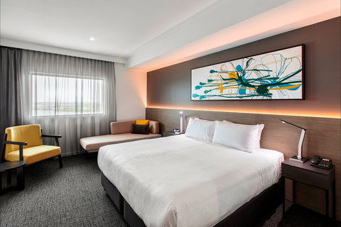 Mercure Sunshine Coast Kawana Waters - Tourism Cairns 1