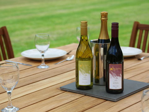 Misty Glen Cottage Hunter Valley - Tourism Cairns 7