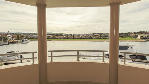 Monterey Waters 27B - Tourism Cairns 6