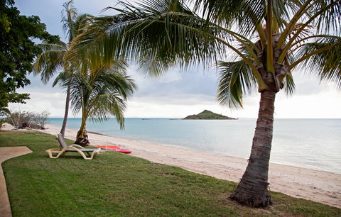 Montes Reef Resort - Tourism Cairns 3