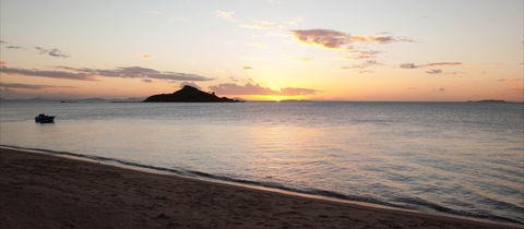 Montes Reef Resort - Tourism Cairns 4