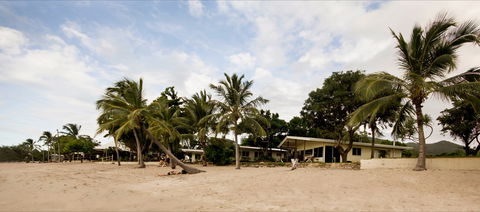 Montes Reef Resort - Tourism Cairns 9