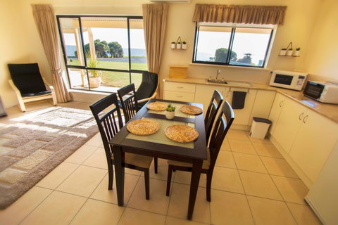 Pelican Perch Retreat - Tourism Cairns 4
