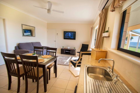 Pelican Perch Retreat - Tourism Cairns 5