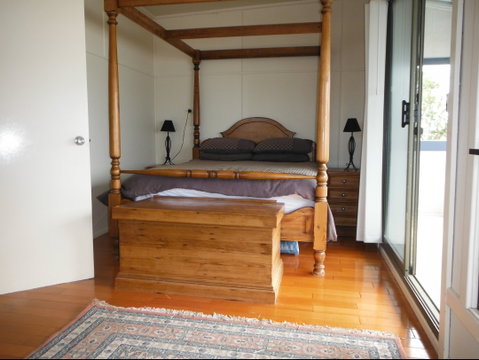Rose's Beach House - Tourism Cairns 2