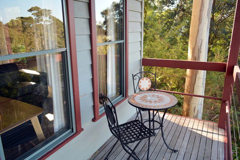 The Great Ocean Road Cottages And Backpackers - Tourism Cairns 3