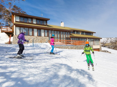 Valhalla Perisher - Tourism Cairns 0