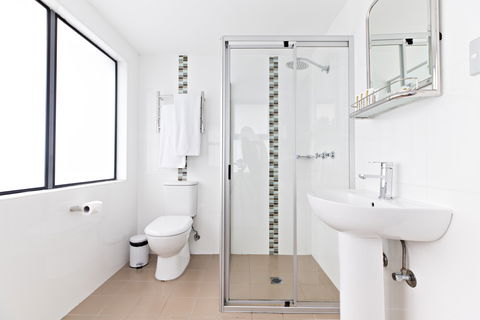 Avoca By Sydney Lodges - Tourism Cairns 5