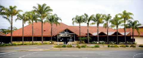 Barossa Vine Inn - Tourism Cairns 0