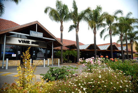 Barossa Vine Inn - Tourism Cairns 2